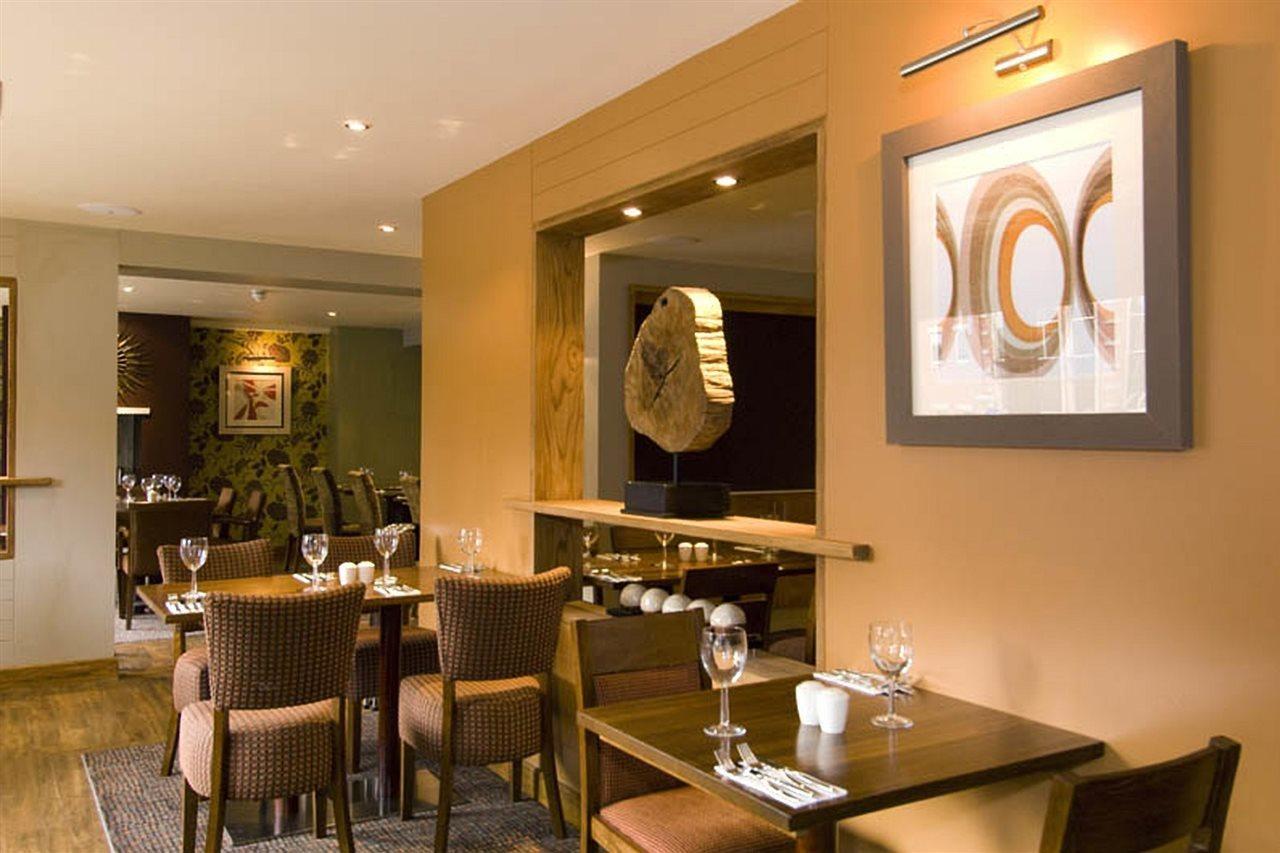 Premier Inn Brentwood Extérieur photo