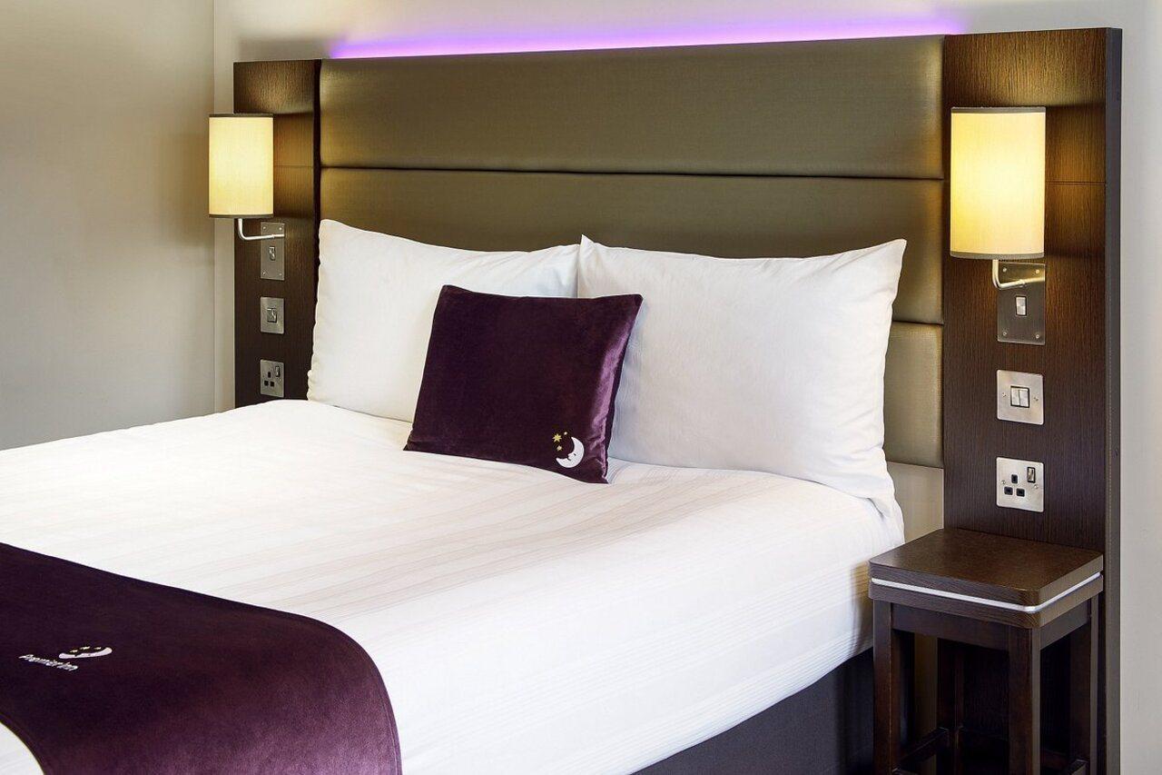 Premier Inn Brentwood Extérieur photo