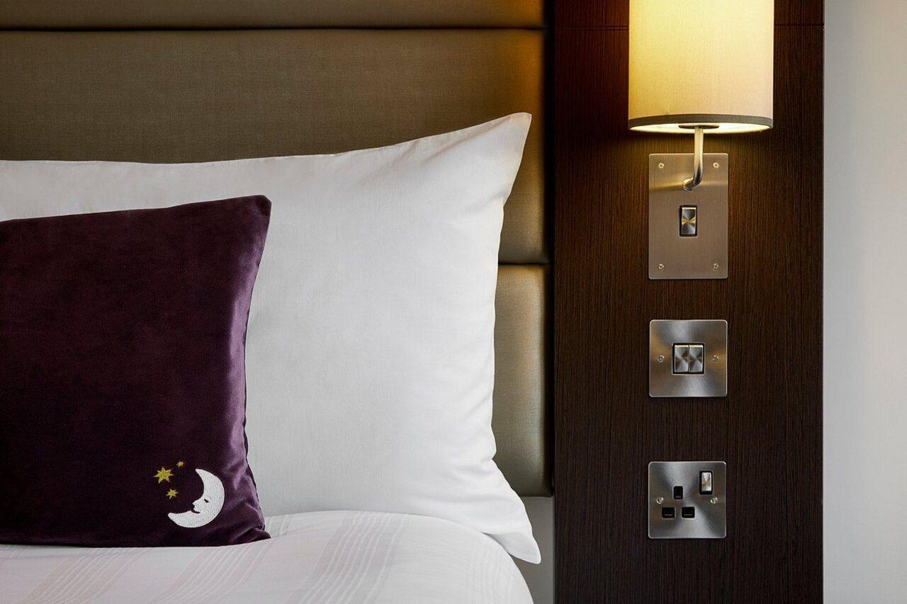 Premier Inn Brentwood Extérieur photo