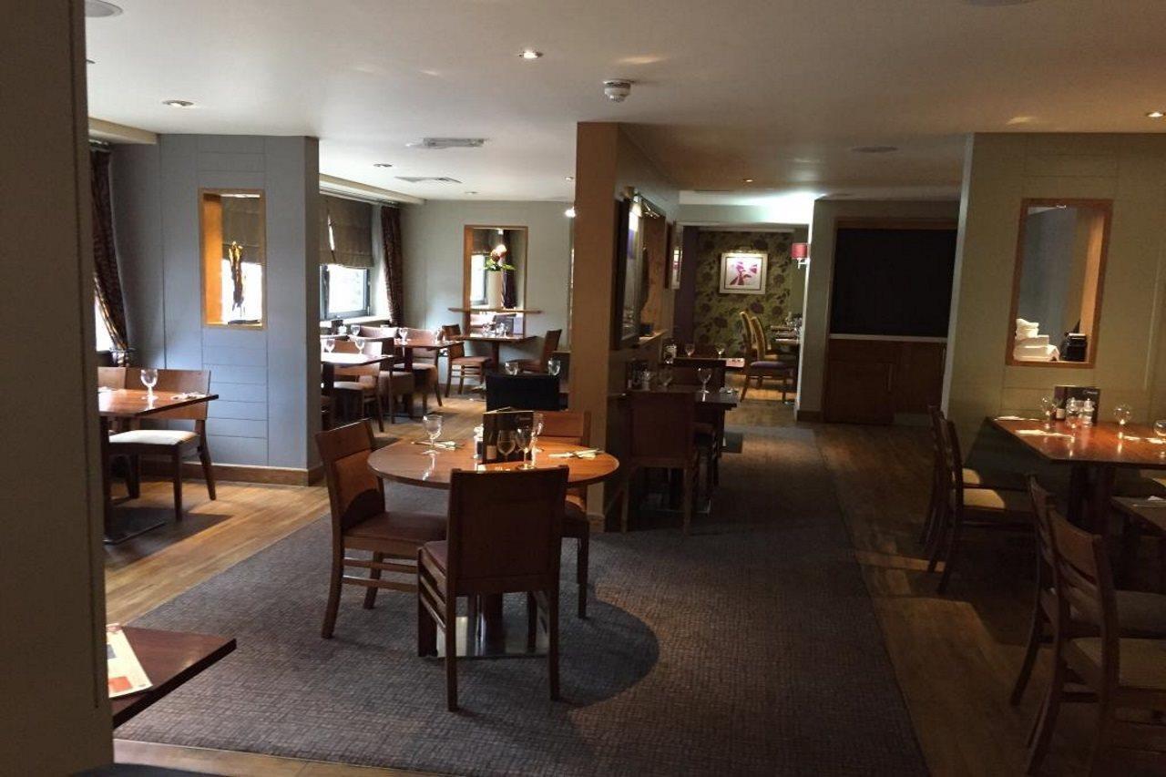 Premier Inn Brentwood Extérieur photo